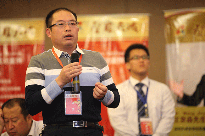 <a href='http://www.m.hmjf168.com' class='keys' title='點(diǎn)擊查看關(guān)于氧化鎂的相關(guān)信息' target='_blank'>氧化鎂</a>