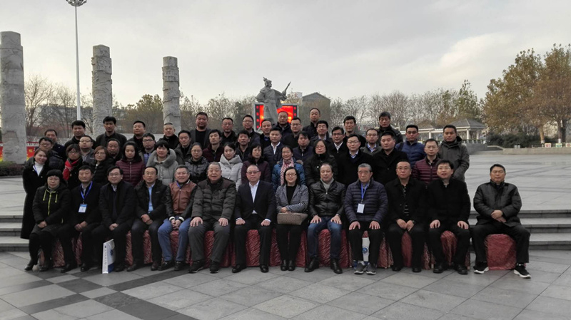 <a href='http://www.m.hmjf168.com' class='keys' title='點(diǎn)擊查看關(guān)于氧化鎂的相關(guān)信息' target='_blank'>氧化鎂</a>