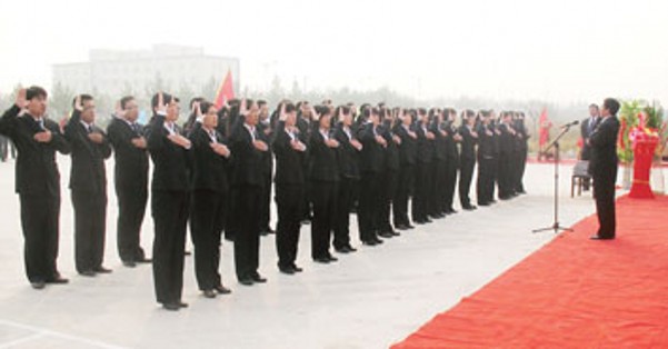 <a href='http://www.m.hmjf168.com' class='keys' title='點(diǎn)擊查看關(guān)于氧化鎂的相關(guān)信息' target='_blank'>氧化鎂</a>廠家